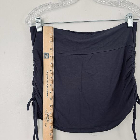 Dia Black Cinched Sides Short Skirt Women’s Size M/L - Picture 3 of 7